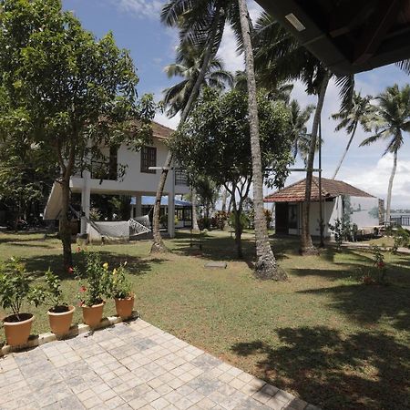 Kallanchery Retreat Kochi ภายนอก รูปภาพ