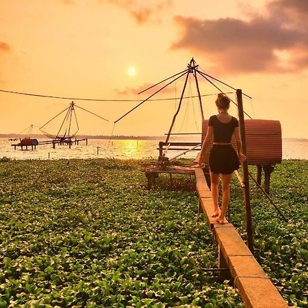 Kallanchery Retreat Kochi ภายนอก รูปภาพ