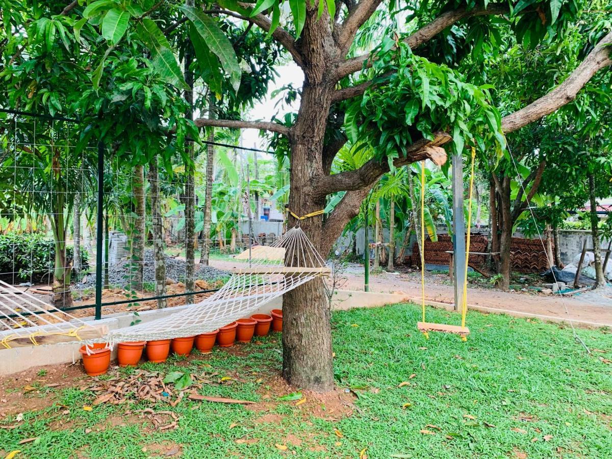 Kallanchery Retreat Kochi ภายนอก รูปภาพ