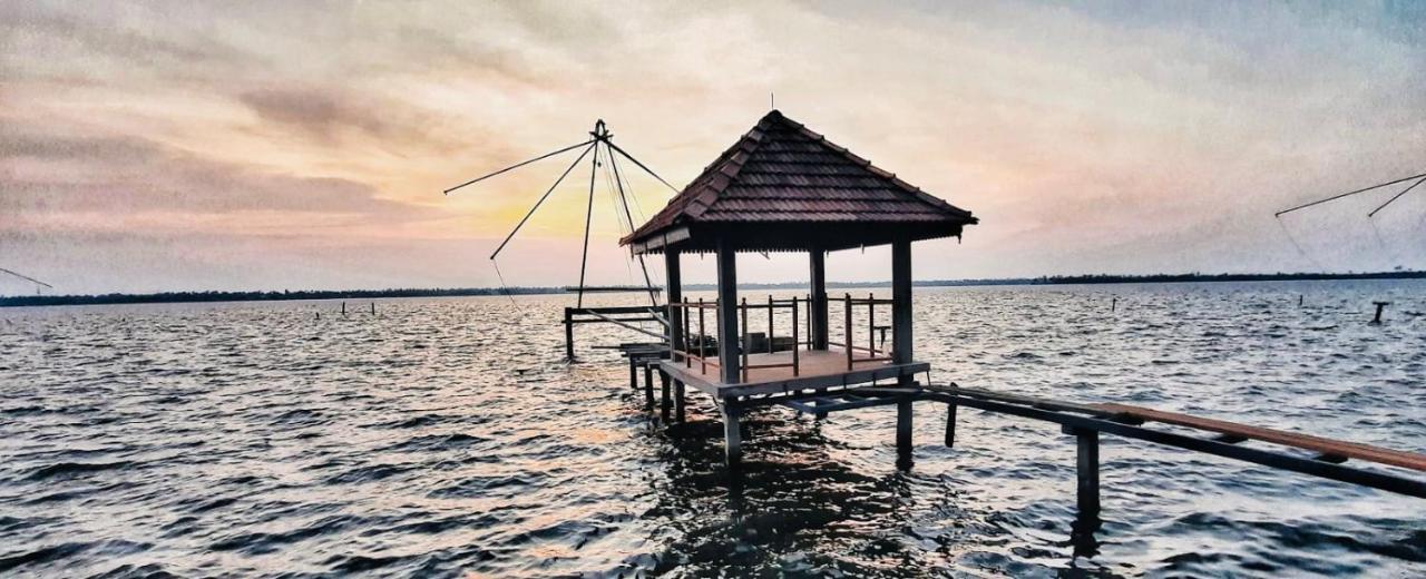 Kallanchery Retreat Kochi ภายนอก รูปภาพ